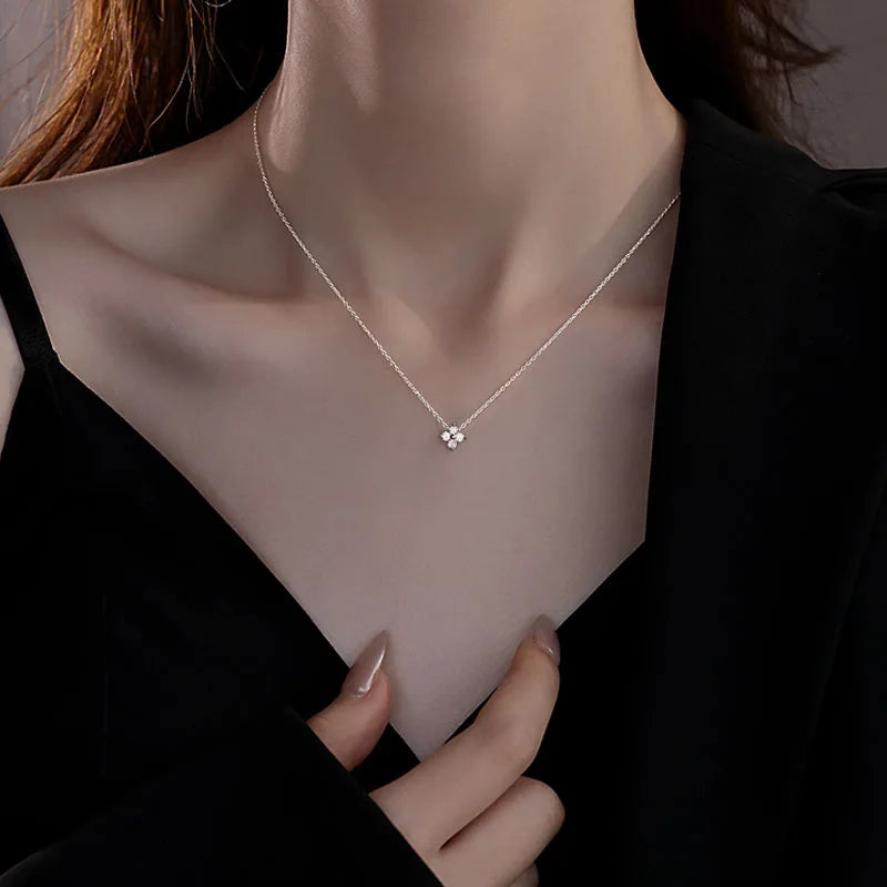 925 Zircon Sterling Silver Four Leaf Clove Necklace™